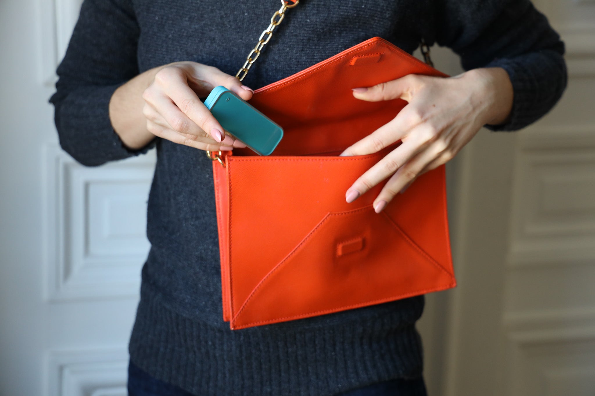 ema fragrance compact purse travel perfume