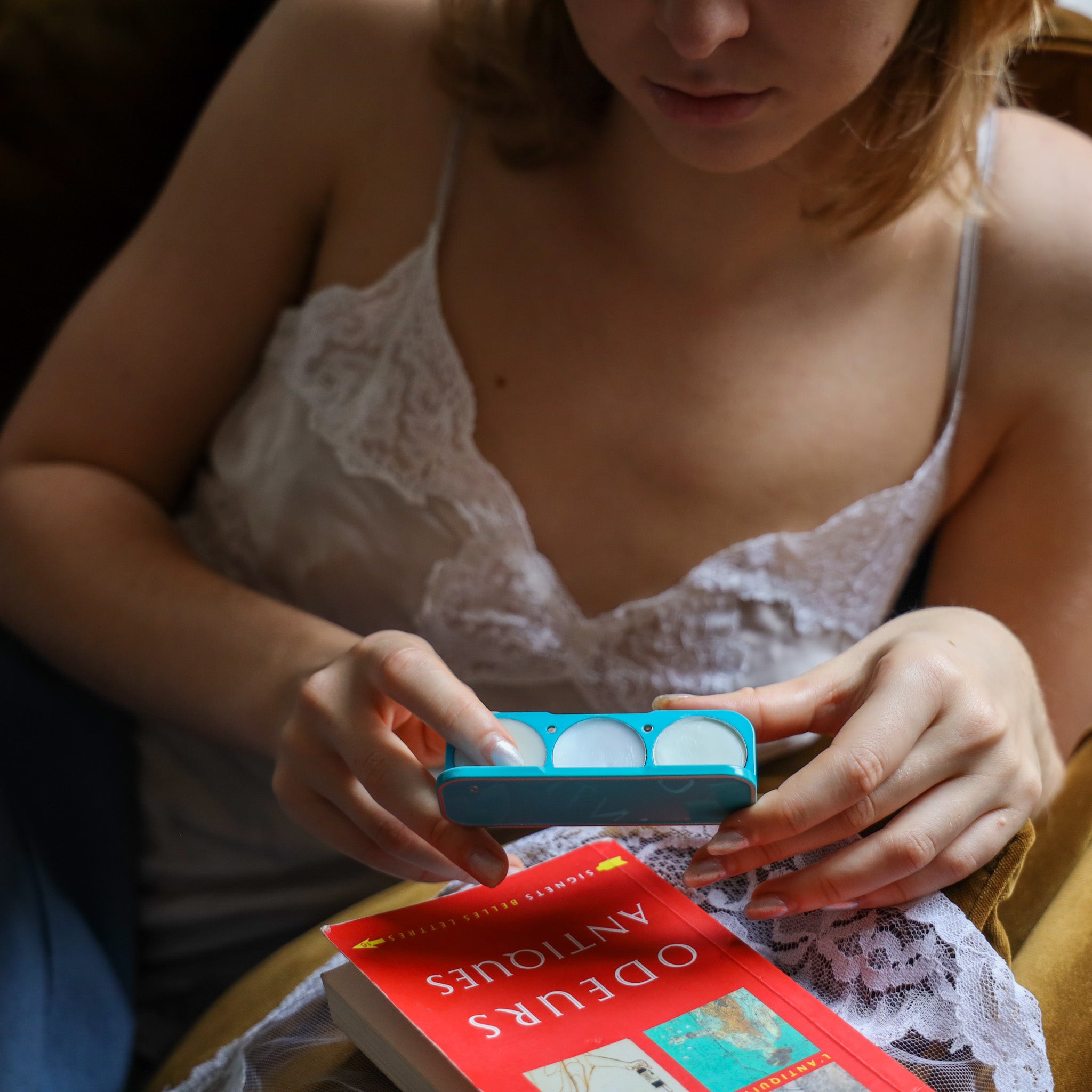 ema fragrance solid perfume how to use