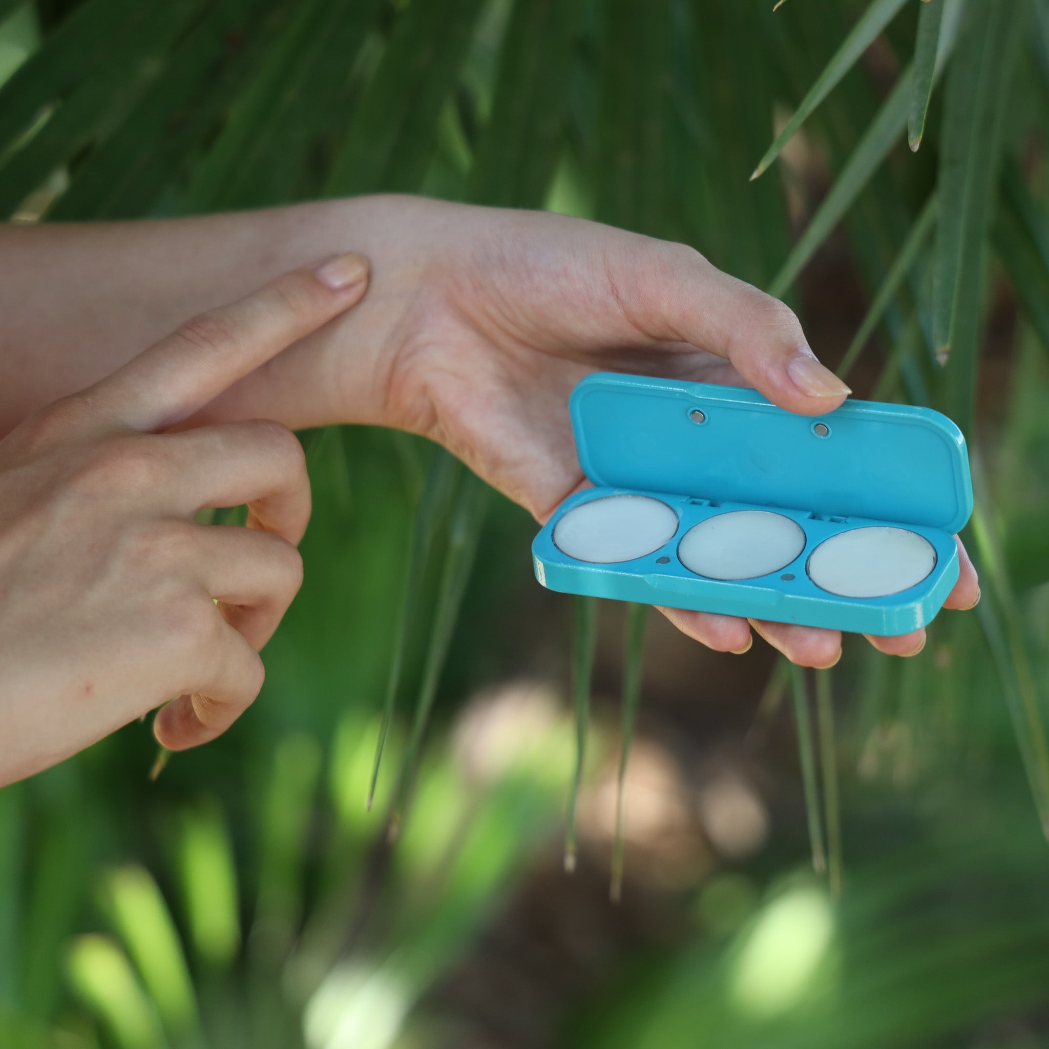 how to apply solid perfume ema fragrance