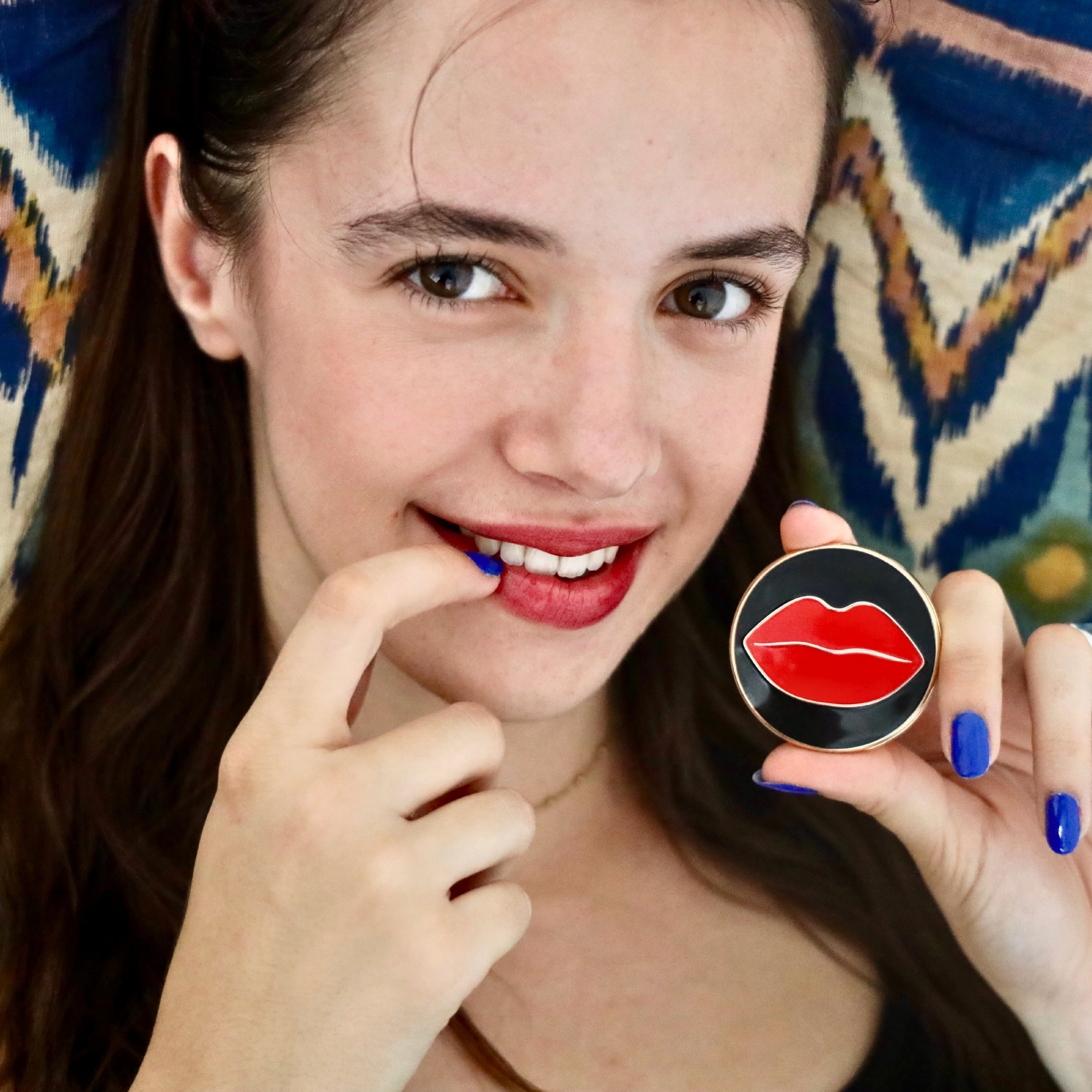 Kiss Me, Désir Compact + Kiss Me Berry SPF 10 Lip Tint